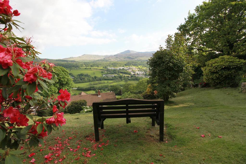 Dwy Olwyn Hotel Dolgellau Kültér fotó